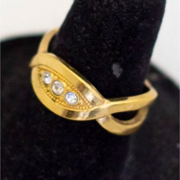 Size 6 1/2, Vintage Three Rhinestones Gold Tone Eye-shaped Ring - A26 - Picture 2 of 3